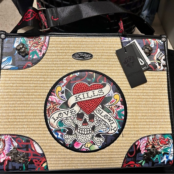 Ed Hardy Skull and Heart Shoulder Bag in Tan and Black - Picture 3 of 5